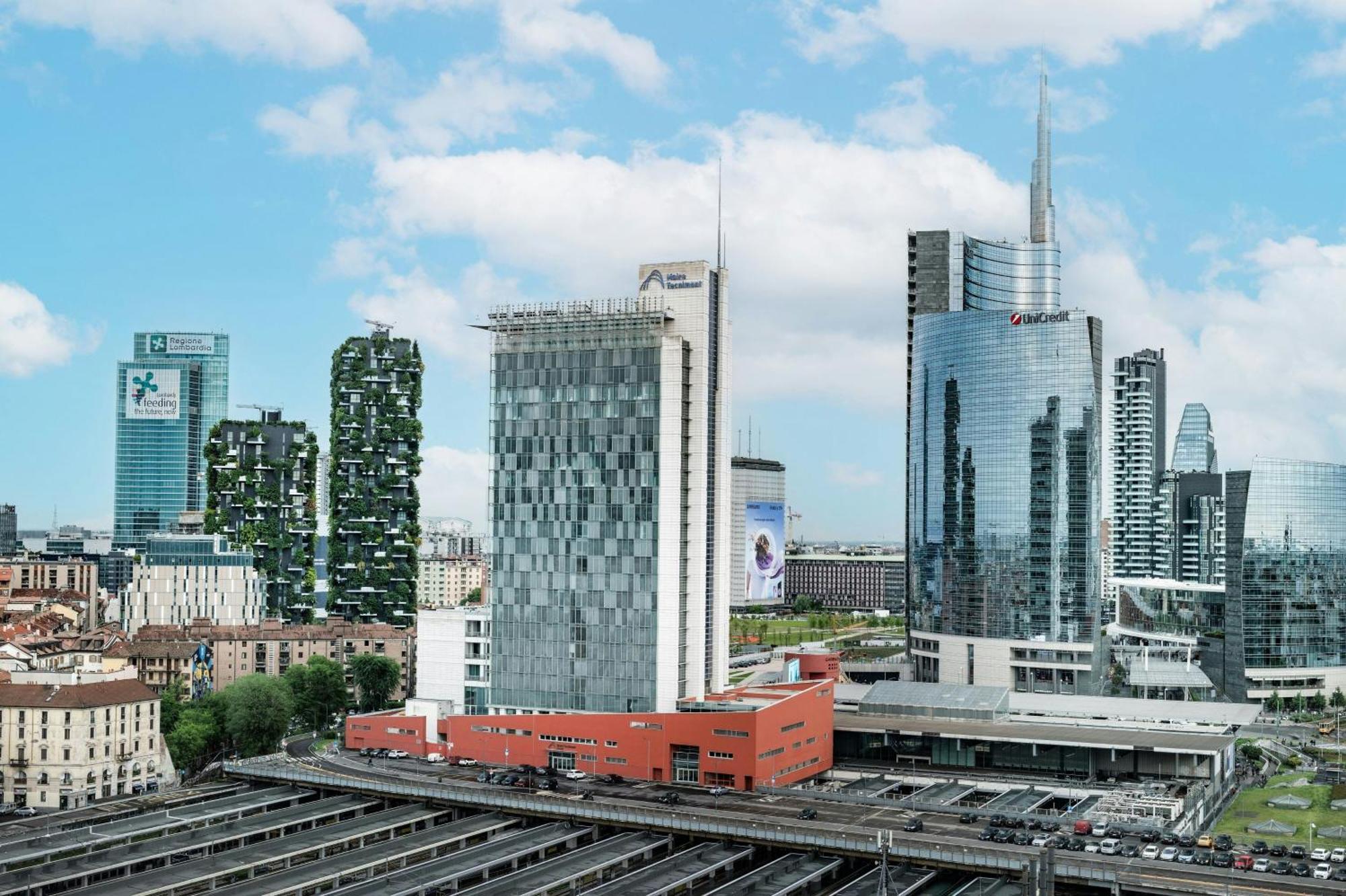 Ac Hotel Milano By Marriott Екстериор снимка